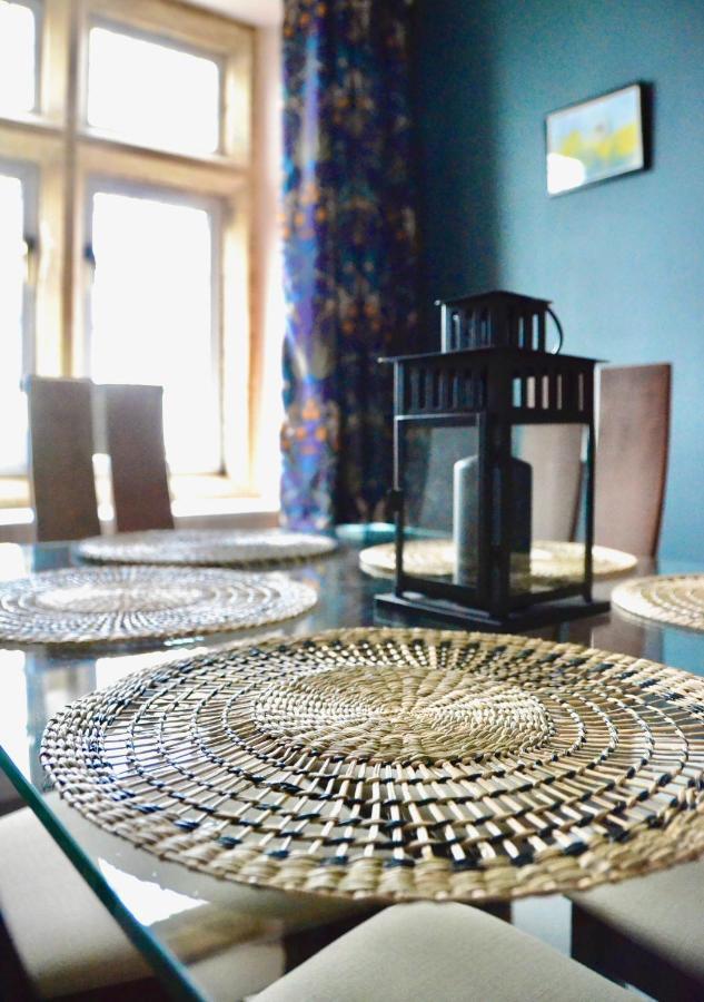 Tipputs Inn, Pub, Restaurant & Boutique Flats Страуд Номер фото